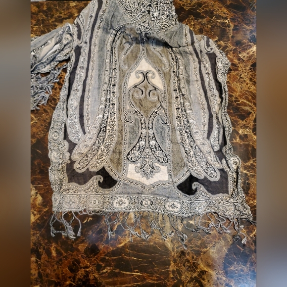 Women's Soft Wrap Shawl Scarf Paisley Floral 66 Inch Elegant VTG Reversible - Picture 6 of 8